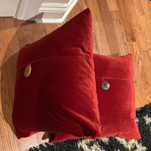 2 Couture Throw Pillows Red - Picture 10 of 11